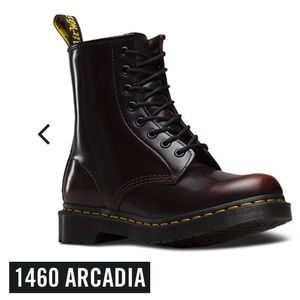 Dr.Marten 1469 cherry red Arcadia boot